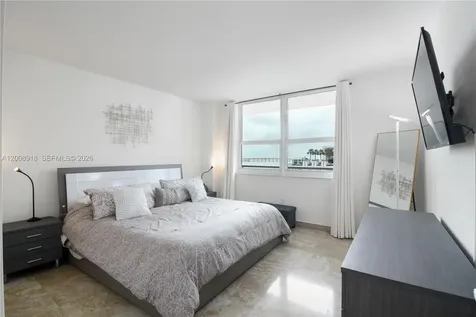 1155 S Brickell Bay Drive Miami FL 33131