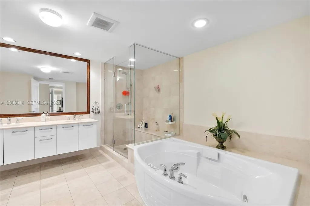 3101 S Ocean Drive Hollywood FL 33019