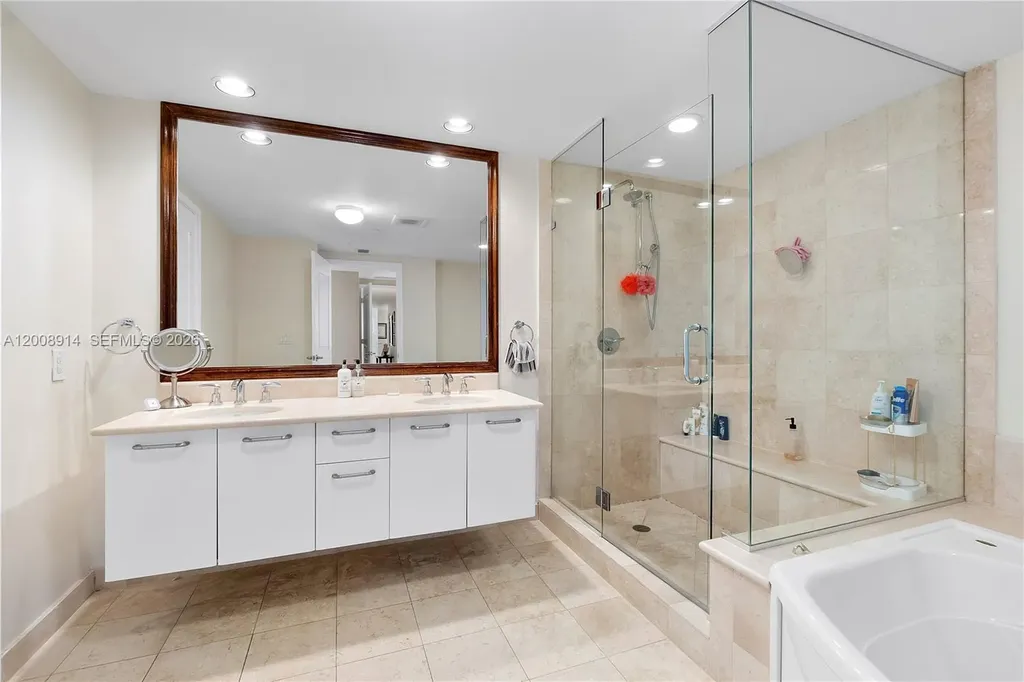 3101 S Ocean Drive Hollywood FL 33019