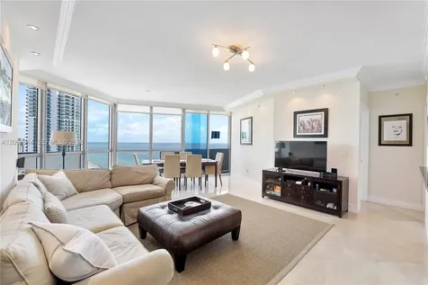 3101 S Ocean Drive Hollywood FL 33019