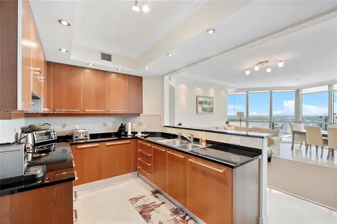 3101 S Ocean Drive Hollywood FL 33019