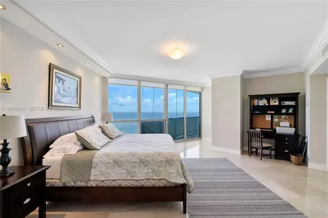 3101 S Ocean Drive Hollywood FL 33019