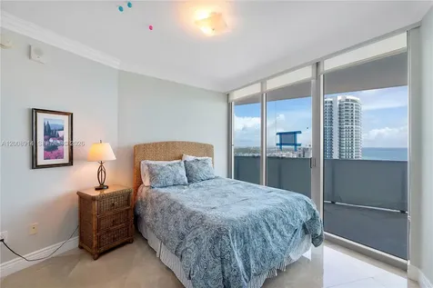 3101 S Ocean Drive Hollywood FL 33019
