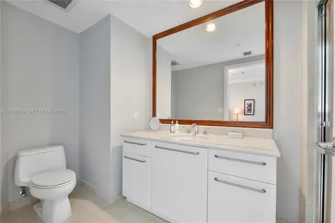 3101 S Ocean Drive Hollywood FL 33019