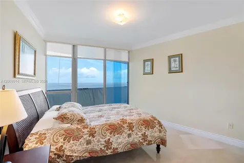 3101 S Ocean Drive Hollywood FL 33019