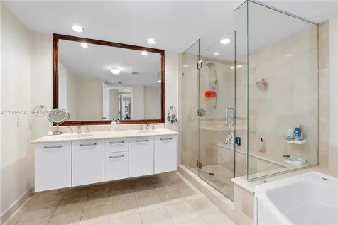 3101 S Ocean Drive Hollywood FL 33019