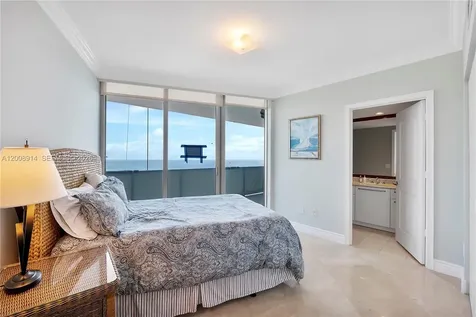 3101 S Ocean Drive Hollywood FL 33019