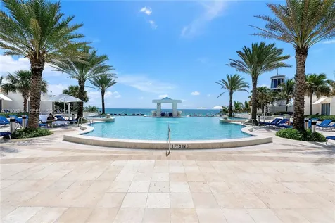 3101 S Ocean Drive Hollywood FL 33019