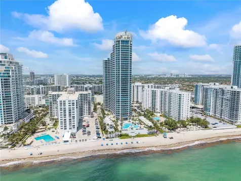 3101 S Ocean Drive Hollywood FL 33019
