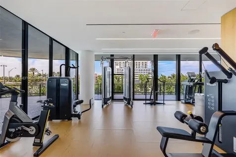 8701 Collins Avenue Miami Beach FL 33154