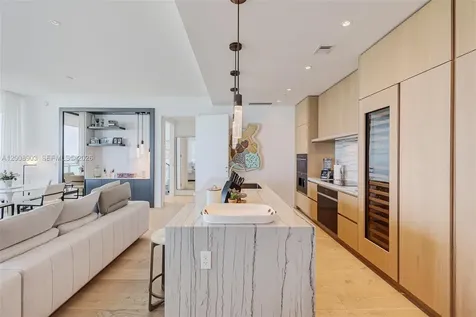 8701 Collins Avenue Miami Beach FL 33154