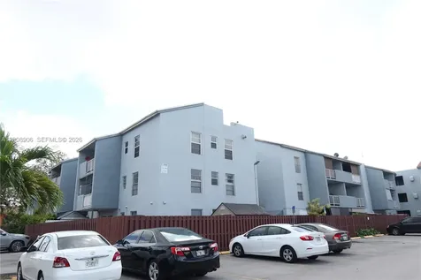 1725 W 60th Street Hialeah FL 33012
