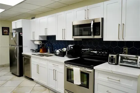 150 Westward Drive Miami Springs FL 33166
