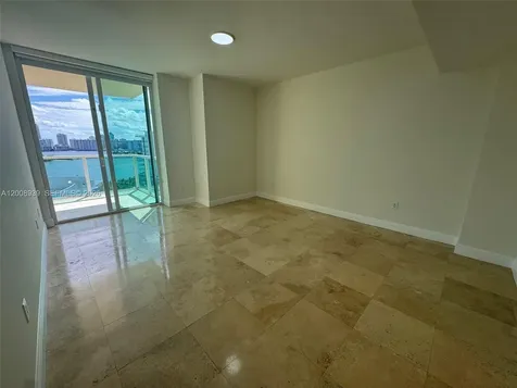 3330 NE 190 Street Aventura FL 33180