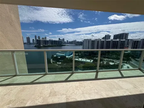 3330 NE 190 Street Aventura FL 33180