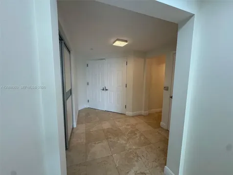 3330 NE 190 Street Aventura FL 33180