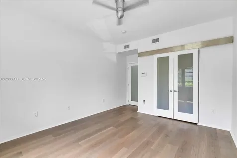 1600 Michigan Avenue Miami Beach FL 33139