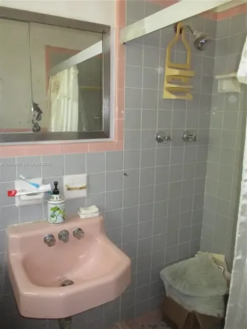 19311 Gulfstream Road Cutler Bay FL 33157