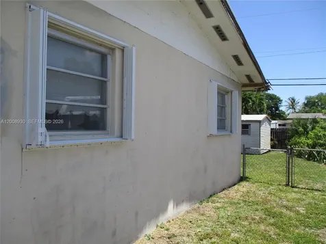 19311 Gulfstream Road Cutler Bay FL 33157