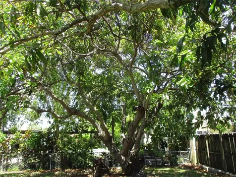 19311 Gulfstream Road Cutler Bay FL 33157