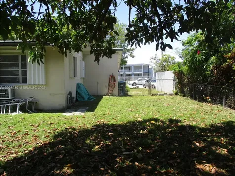 19311 Gulfstream Road Cutler Bay FL 33157