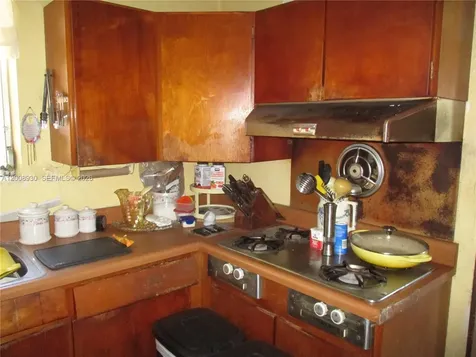 19311 Gulfstream Road Cutler Bay FL 33157