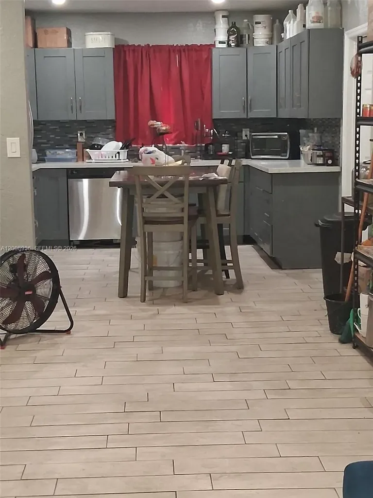 8140 NW 14th Place Miami FL 33147
