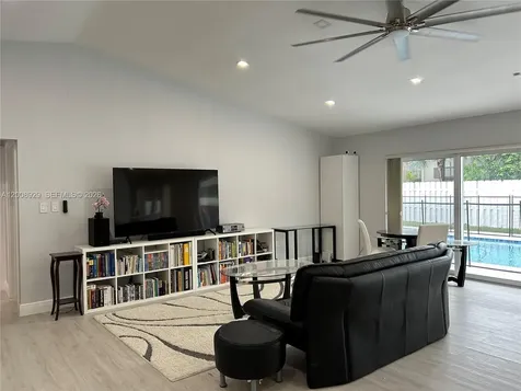 11121 SW 110th Road Miami FL 33176