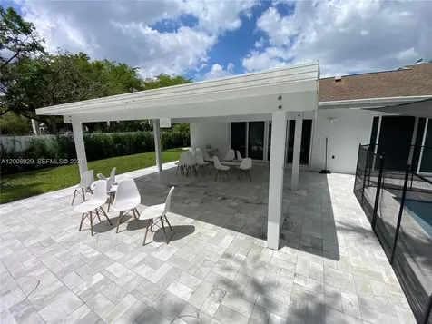 11121 SW 110th Road Miami FL 33176
