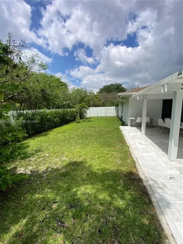 11121 SW 110th Road Miami FL 33176