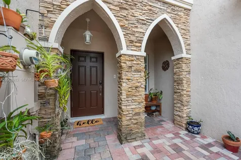 22110 SW 93rd Place Cutler Bay FL 33190