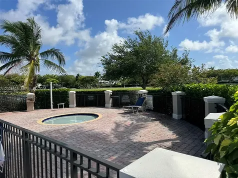 22110 SW 93rd Place Cutler Bay FL 33190