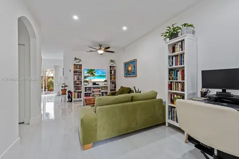 22110 SW 93rd Place Cutler Bay FL 33190