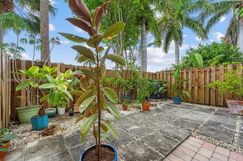 22110 SW 93rd Place Cutler Bay FL 33190