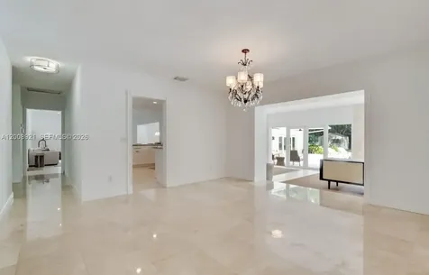6875 SW 96th Street Pinecrest FL 33156