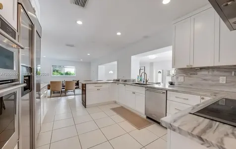 6875 SW 96th Street Pinecrest FL 33156