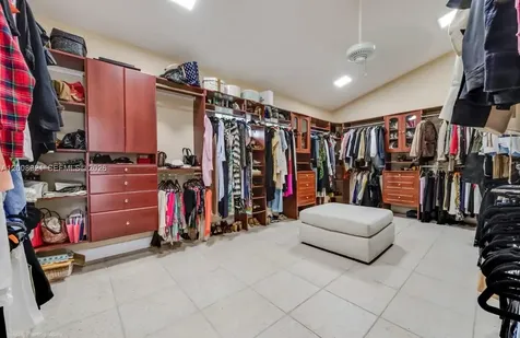 6875 SW 96th Street Pinecrest FL 33156