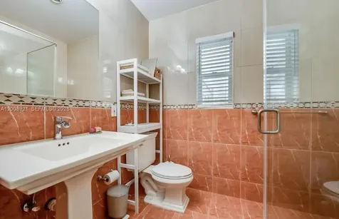 6875 SW 96th Street Pinecrest FL 33156