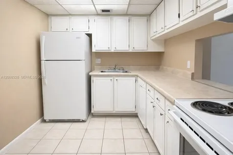 470 Executive Center Drive West Palm Beach FL 33401