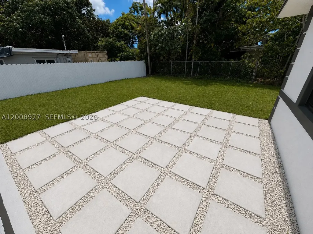 13885 NW 5th Avenue North Miami FL 33168