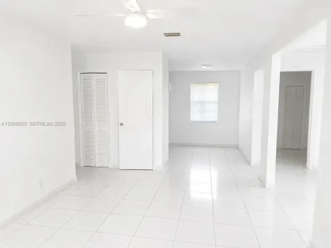 8210 SW 7th Street North Lauderdale FL 33068