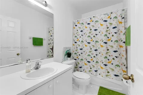 2406 NE 41st Place Homestead FL 33033