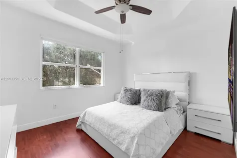 2406 NE 41st Place Homestead FL 33033