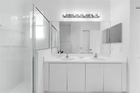 2406 NE 41st Place Homestead FL 33033