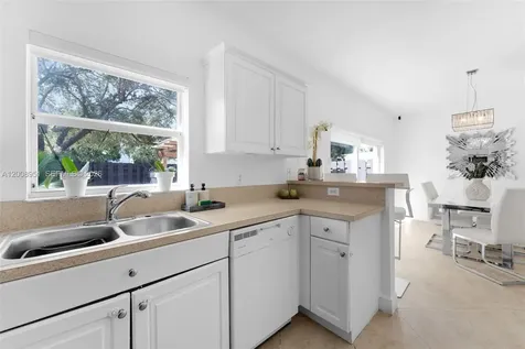 2406 NE 41st Place Homestead FL 33033