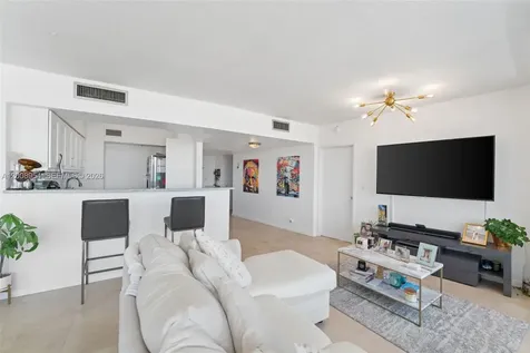 900 Bay Drive Miami Beach FL 33141