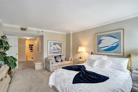 1201 S Ocean Drive Hollywood FL 33019
