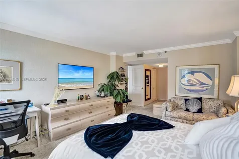 1201 S Ocean Drive Hollywood FL 33019