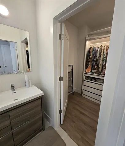 5503 W Oak Way Dania Beach FL 33314