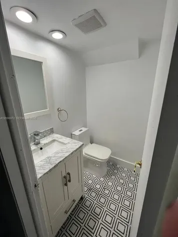 9704 NW 6th Terrace Miami FL 33172